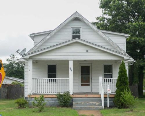 329 Thomson Ave, West Deptford NJ  08066-1642 exterior