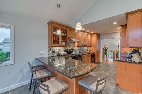 2534 Malibu Rd, North Bellmore NY  11710-5122 exterior