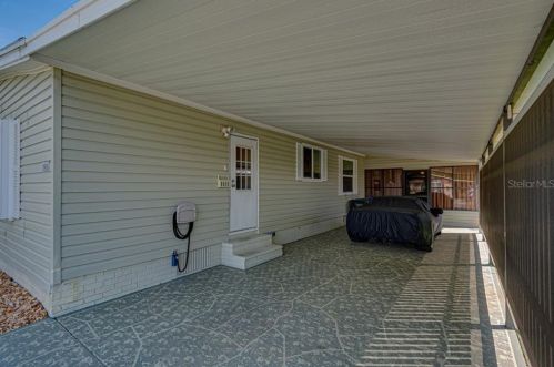 1801 Quail Hill Dr, Lakeland, FL 33810-3049