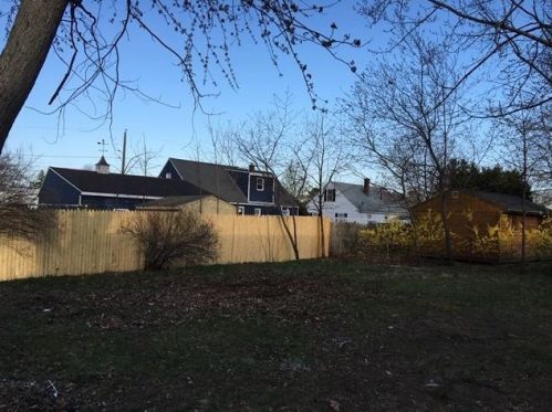 96 Linwood St, Nashua NH  03060-4410 exterior