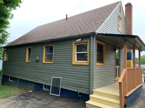 135 Voight Ave, Bridgeport CT  06606-1539 exterior