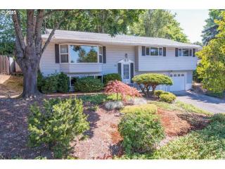 20 Barnes Ave, Damascus, OR 97030