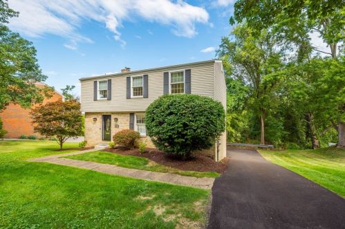 201 Sun Ridge Dr, Pittsburgh, PA 15234