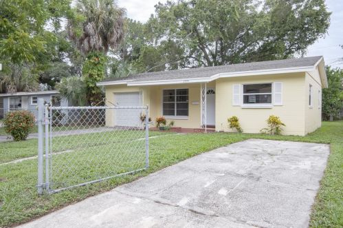 2355 35th St, Saint Petersburg FL  33711-3237 exterior