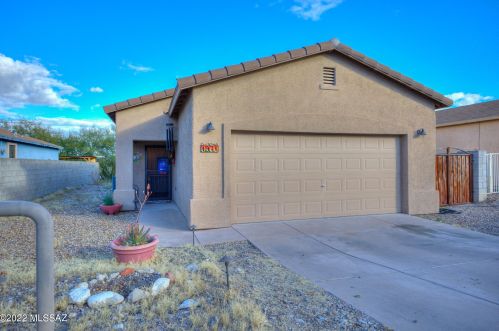 1971 Sylvester Dr, Tucson, AZ 85713-2619
