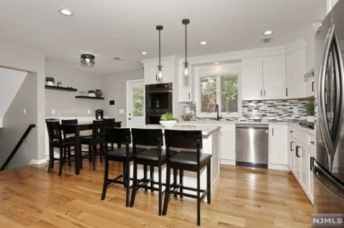 93 Arbor Dr, Ho Ho Kus, NJ 07423-1647
