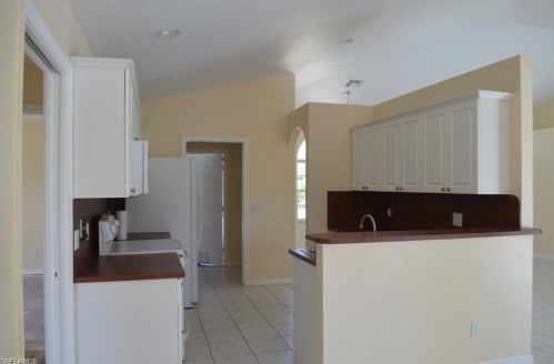 3820 45th Ave, Naples, FL 34120-3239
