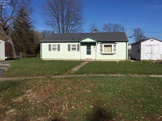 1316 Circle Dr, Fremont, OH 43420-4601