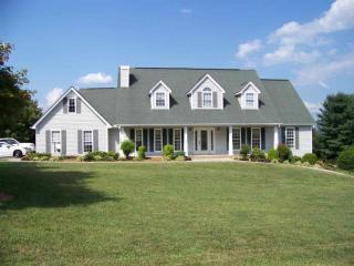 8200 Greenbriar Rd, Talbott, TN 37877-8909