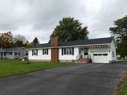 40 Wells St, Crary Mills, NY 13617-1246