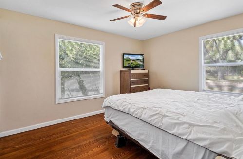340 Santa Rosa Ave, Modesto CA  95354-1451 exterior