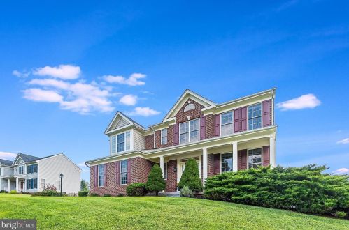 1326 Riverview Dr, Locust Grove, VA 22508-2174