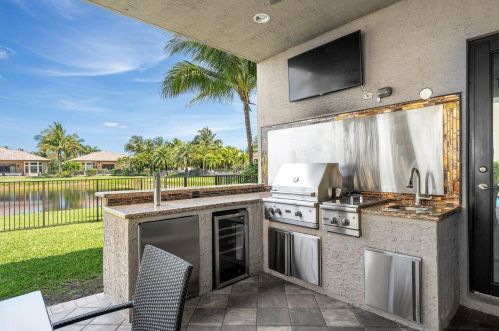 16873 Charles River Dr, Delray Beach FL  33446-0007 exterior