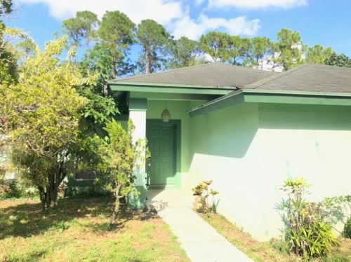 15351 85th Rd, Town Of Loxahatchee Groves, FL 33470-2835
