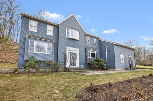 104 Old Farms Rd, South Glastonbury, CT 06073-3715