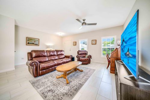 6000 Ridge Lake Cir, Vero Beach, FL 32967-5094