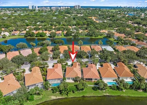 615 Rosa Ct, West Palm Beach FL  33410-4502 exterior