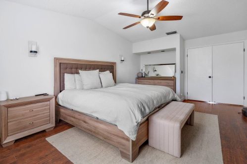 6823 Via Regina, Boca Raton FL  33433-3956 exterior