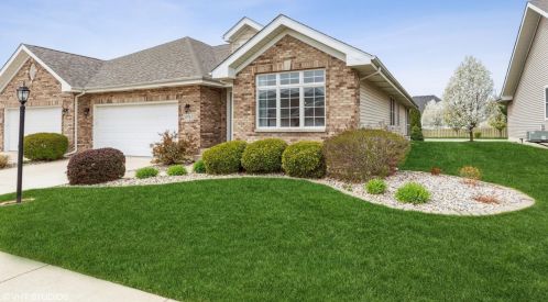 10762 Knickerbocker Ct, Dyer, IN 46373-8859