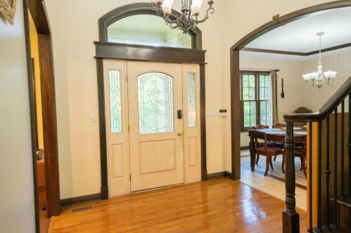 250 Summerhill Dr, Chillicothe, OH 45601-8385