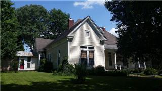 218 Walnut St, Springfield TN  37172-2008 exterior