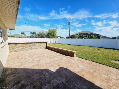2911 5 Pl, Cape Coral FL  33904-3410 exterior