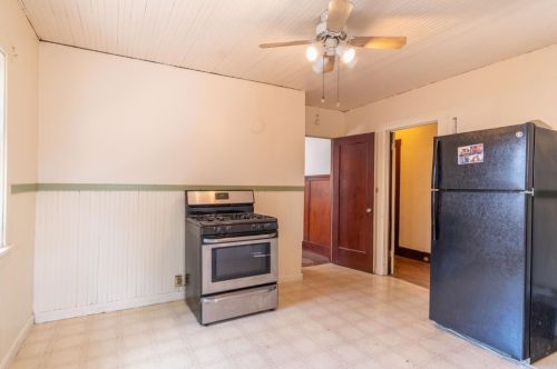 1079 Myrtle St, San Jose CA  95126-1029 exterior