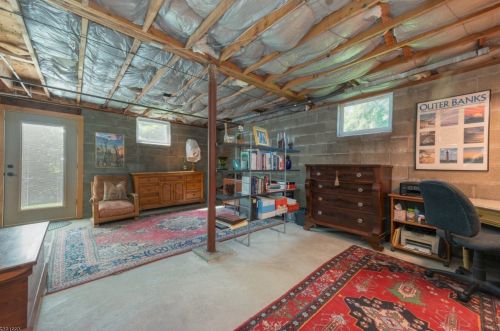 327 Longview Acres Ct, Fredon NJ  07860-6210 exterior