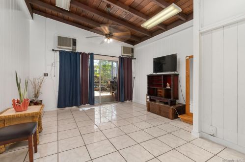 99-187 Kalaloa St, Aiea, HI 96701