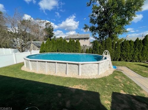 15 5th Ave, Manville NJ  08835-1321 exterior