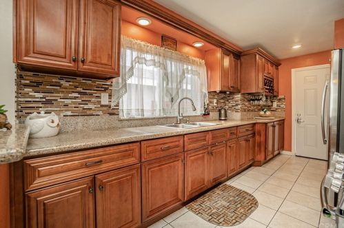 15702 Longworth Ave, Norwalk, CA 90650-6274