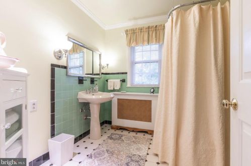 388 Smithbridge Rd, Glen Mills PA  19342-1429 exterior