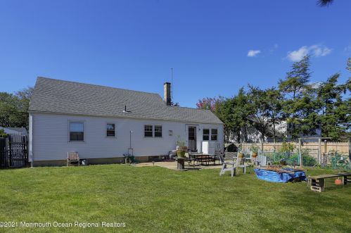 532 Smith Dr, Point Pleasant Beach NJ  08742-5432 exterior