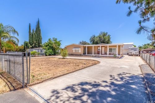 32880 Brechtel St, Lake Elsinore, CA 92530-0418