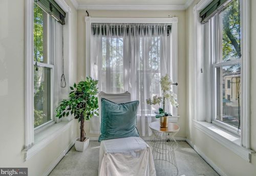 147 Thomas St, Washington DC  20001-1636 exterior