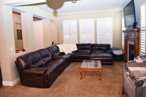 2065 Katnich Ln, Lodi CA 95242-4805 exterior