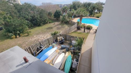 214 Miracle Strip Pkwy, Fort Walton Beach FL 32548-6651 exterior