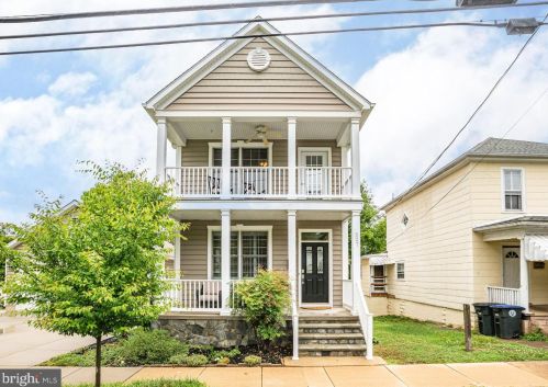 527 Willis St, Fredericksburg VA  22401-5650 exterior