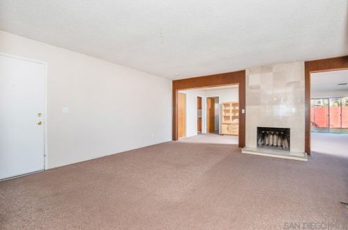 3812 Conrad Ave, San Diego CA 92117-2018 exterior