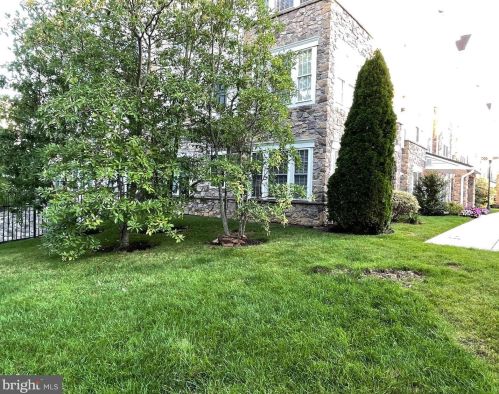 2108 Lilac Ct, Lansdale, PA 19446-7611