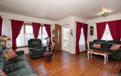 614 Knob Hill Ave, Redondo Beach, CA 90277-4254