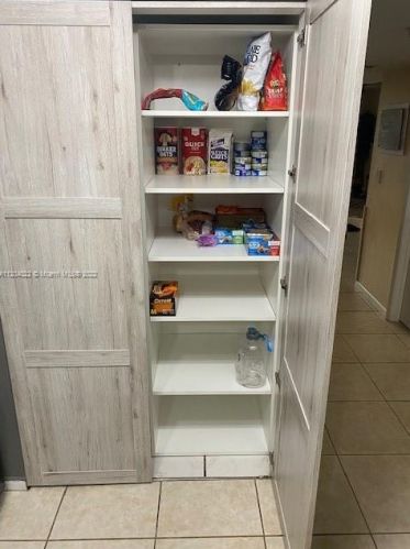 1350 123rd Ave, Hollywood FL 33026-4300 exterior