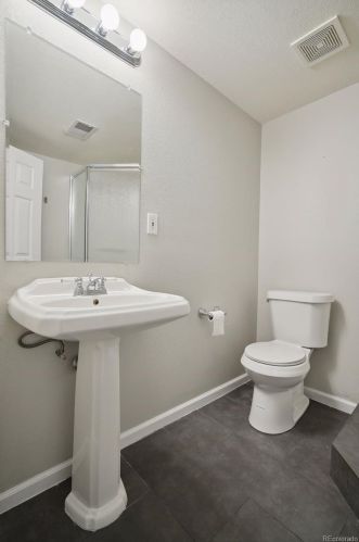 1917 King St, Denver CO 80219-5354 exterior