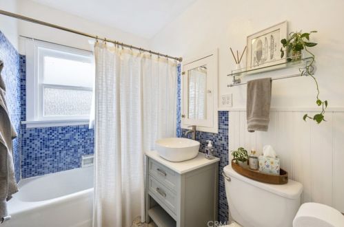 321 Madrona Ave, Brea CA  92821-5340 exterior