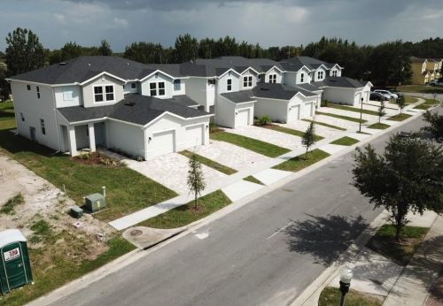 1009 La Mirada Ct, Kissimmee, FL 34744-7215