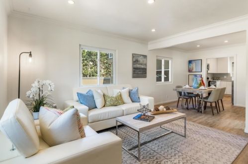 1206 Phelan Ln, Redondo Beach, CA 90278-4408