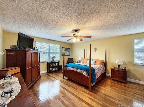 14212 23rd St, Hollywood FL  33028-2831 exterior