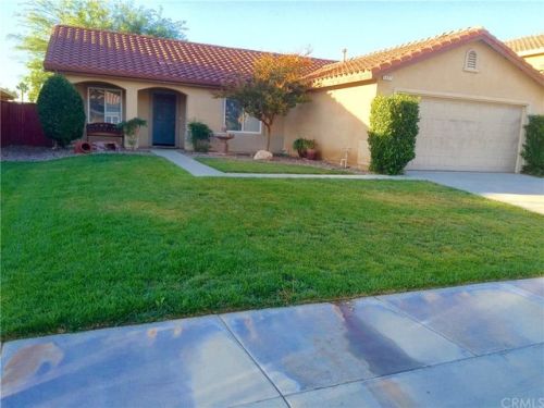 1677 Amber Lily Dr, Beaumont, CA 92223-8411