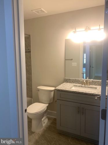 464 Cabin Point Dr, Montross VA  22520-4075 exterior