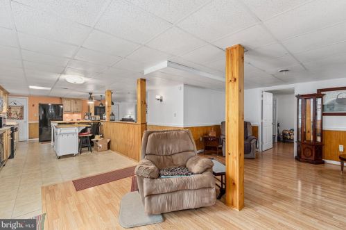 1114 Johnstown Rd, Edinburg VA  22824-2639 exterior